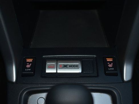 Used 2018 Subaru Forester 2.5i Premium w/ All-Weather Package image 28