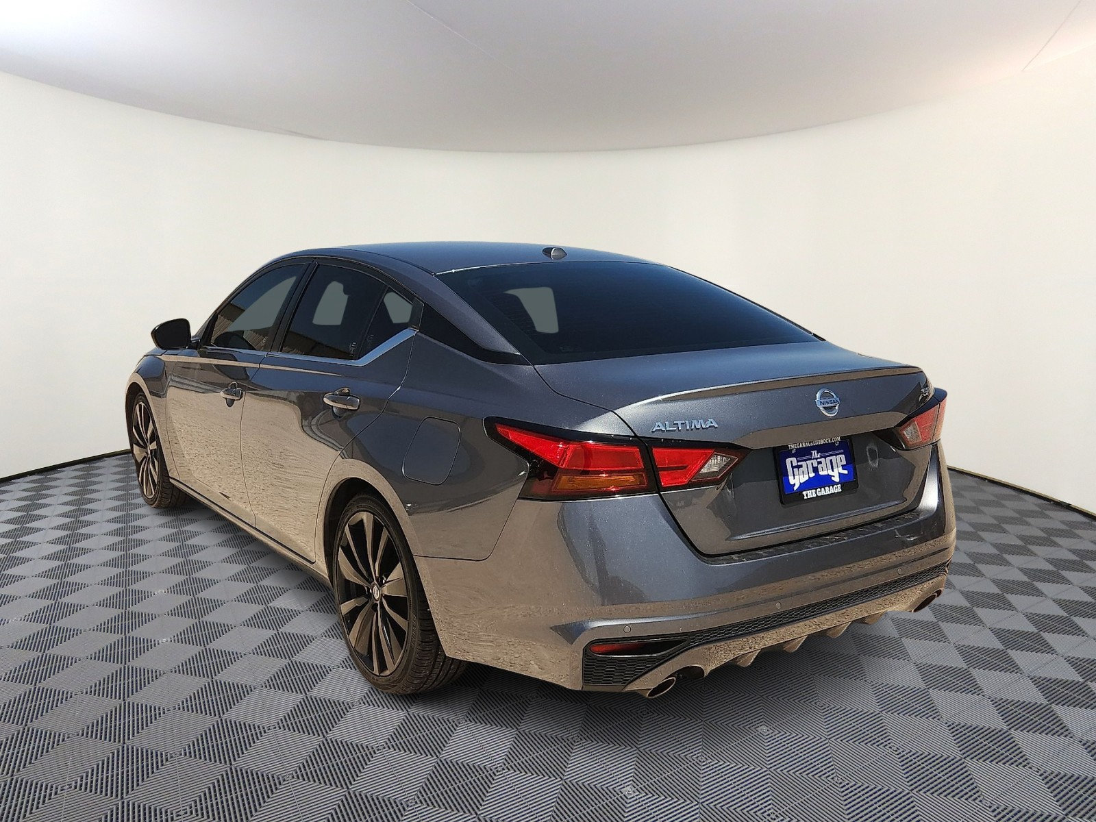 Used 2022 Nissan Altima 2.5 SR FWD image 3
