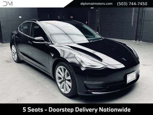 Used 2019 Tesla Model 3 RWD image 9