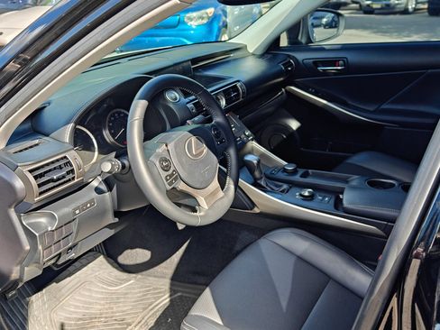 Used 2015 Lexus IS 250 RWD image 13
