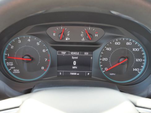 Used 2017 Chevrolet Malibu LT image 22