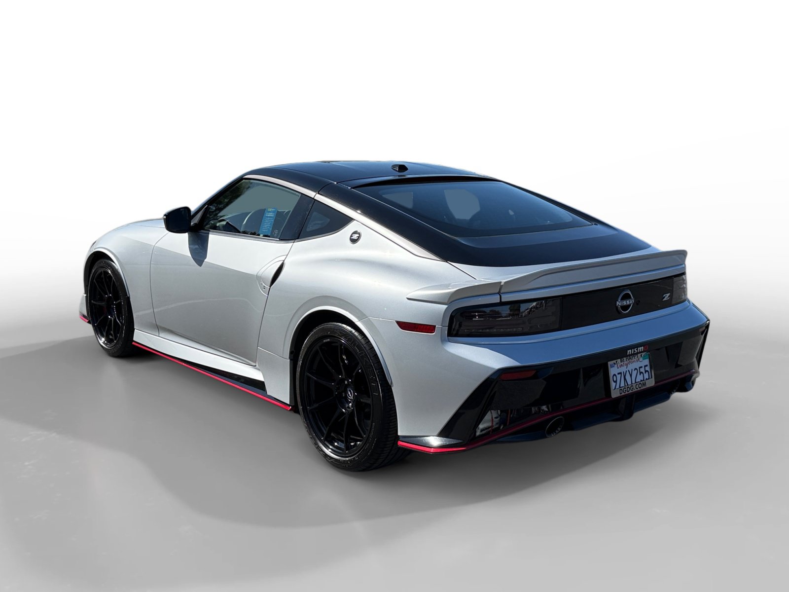 Used 2024 Nissan Z NISMO w/ Floor Mat Package RWD image 3