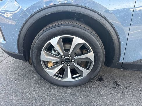 Used 2025 Ford Escape Platinum image 21