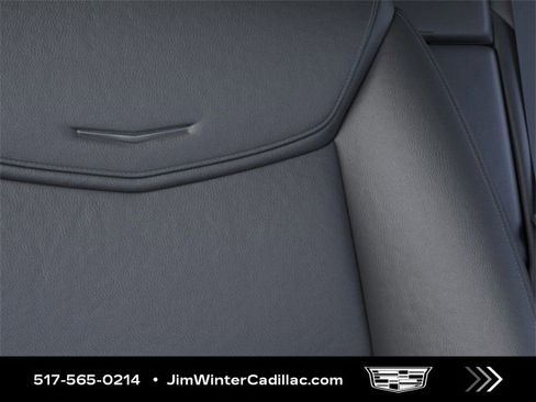 New 2025 Cadillac XT6 Luxury image 21