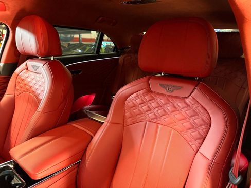 Used 2024 Bentley Flying Spur W12 AWD/4WD image 15