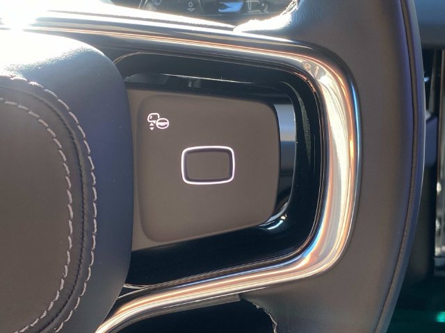 New 2027 Lincoln Navigator Reserve w/ Jet Appearance Package AWD/4WD image 17