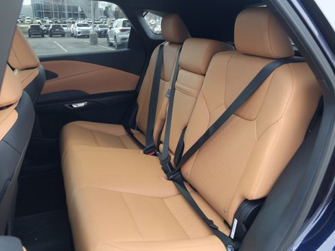 Certified 2023 Lexus RX 350 Premium Plus w/ Cold Area Package image 36