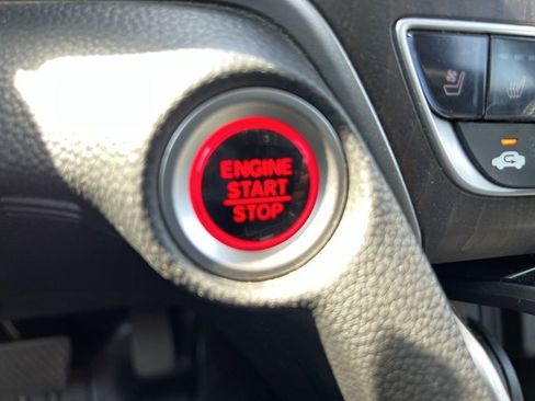 Used 2018 Honda Accord Touring image 17