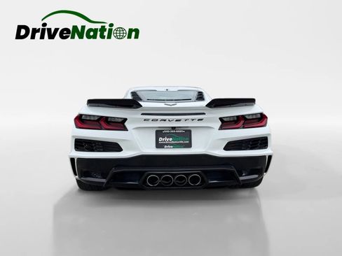 Used 2024 Chevrolet Corvette Z06 RWD image 6