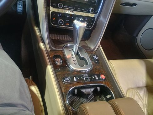 Used 2013 Bentley Continental GT AWD/4WD image 21