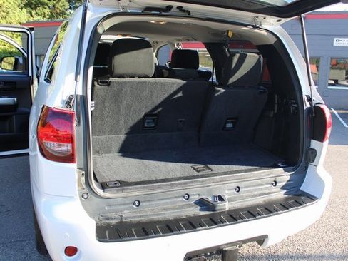 Used 2022 Toyota Sequoia TRD Sport image 29