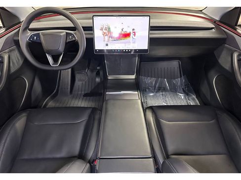 Used 2026 Tesla Model Y 2WD image 23