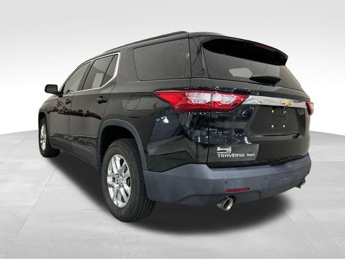 Used 2020 Chevrolet Traverse LT AWD/4WD image 3