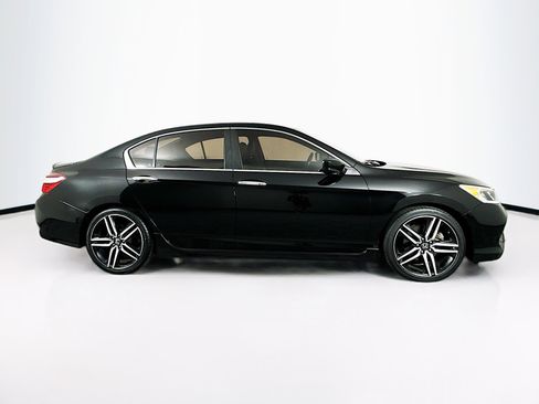 Used 2016 Honda Accord Sport image 10