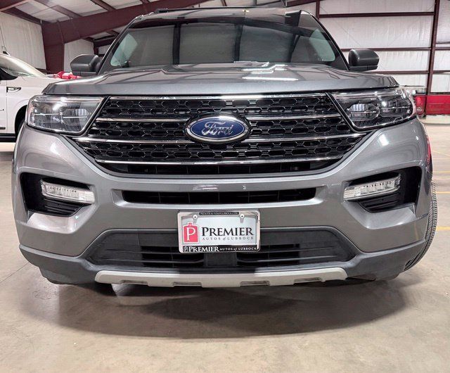 Used 2021 Ford Explorer XLT w/ Equipment Group 202A RWD image 10