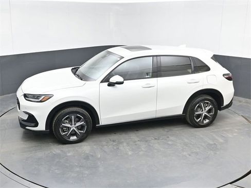 Used 2023 Honda HR-V EX-L image 33