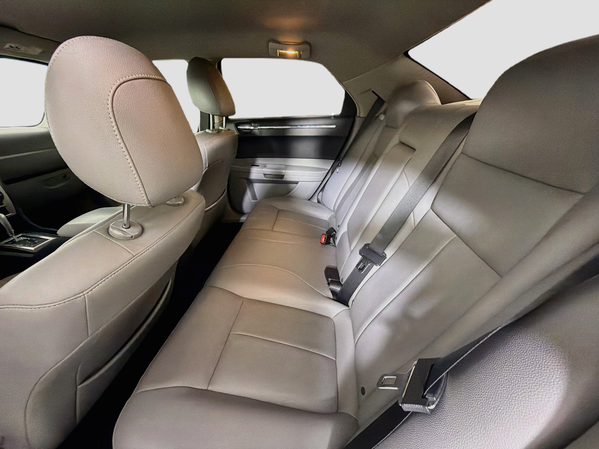Used 2007 Chrysler 300 Touring RWD image 25