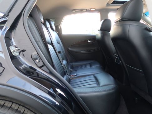 Used 2012 INFINITI EX35 Journey w/ Premium Pkg image 34