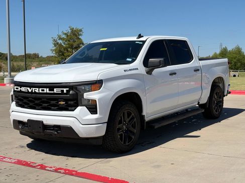 Used 2023 Chevrolet Silverado 1500 Custom RWD image 3