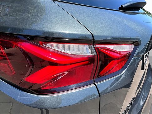 Used 2020 Chevrolet Blazer LT FWD image 27