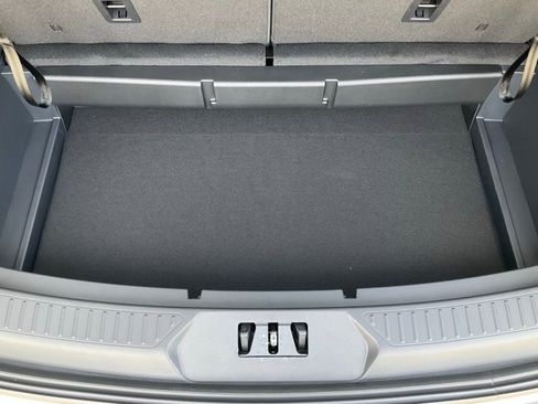 New 2026 Ford Explorer Active w/ Active Comfort Package image 17