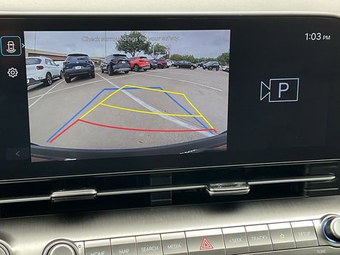 Used 2025 Hyundai Kona SEL image 30