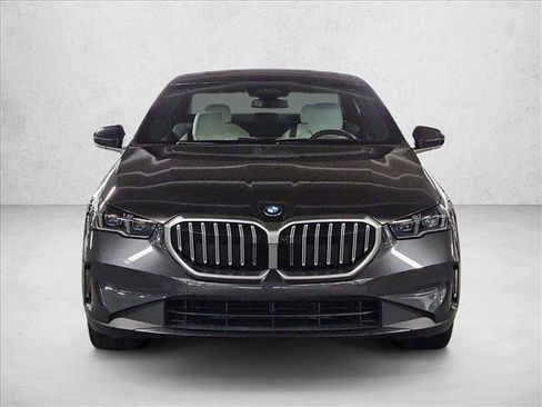 Certified 2024 BMW 540i xDrive w/ Premium Package AWD/4WD image 2