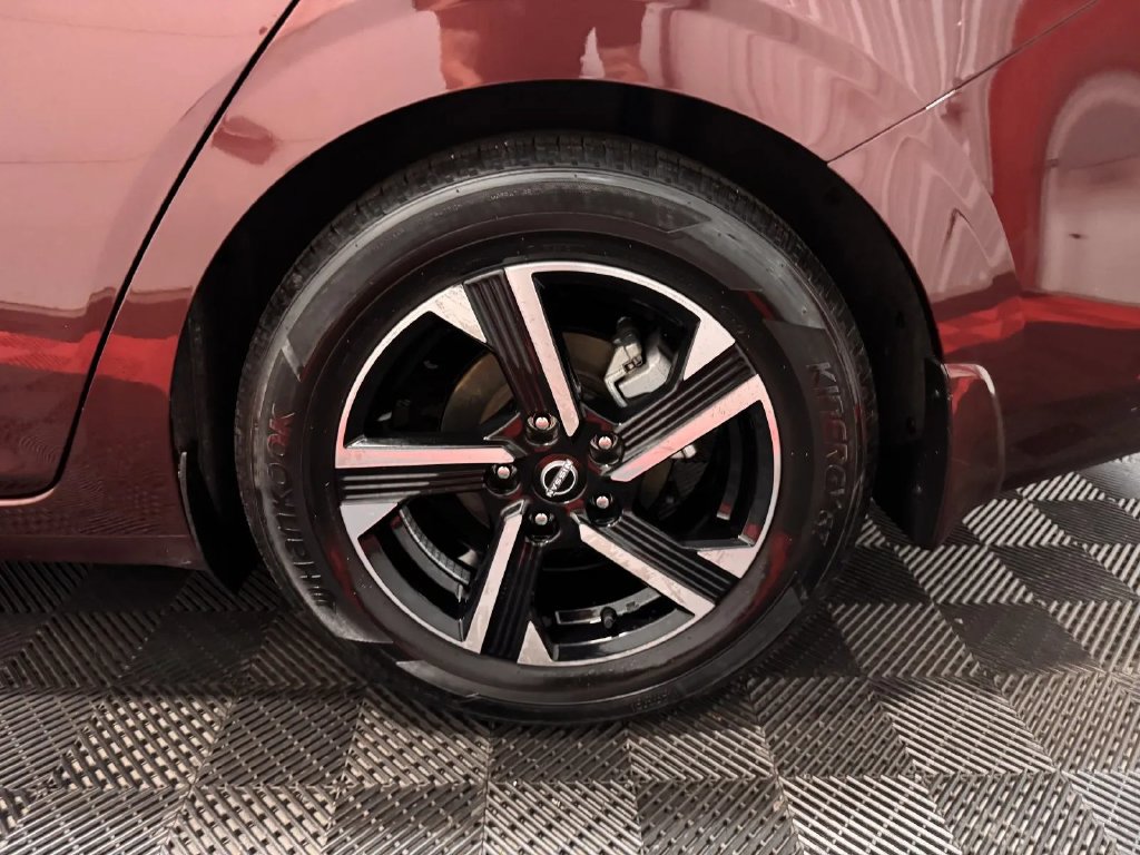 Used 2025 Nissan Sentra SV w/ All-Weather Package FWD image 11