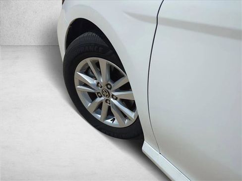 Used 2025 Toyota Camry LE FWD image 11