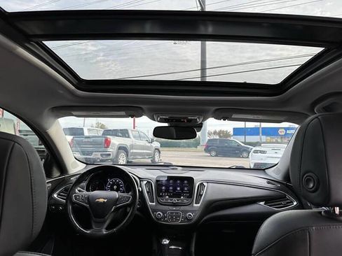 Used 2019 Chevrolet Malibu Premier w/ Sun and Wheel Package image 18