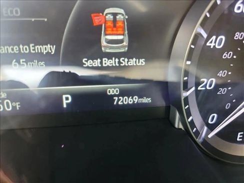 Used 2022 Toyota Highlander Platinum image 16