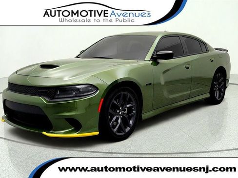Used 2023 Dodge Charger R/T w/ Blacktop Package RWD image 1