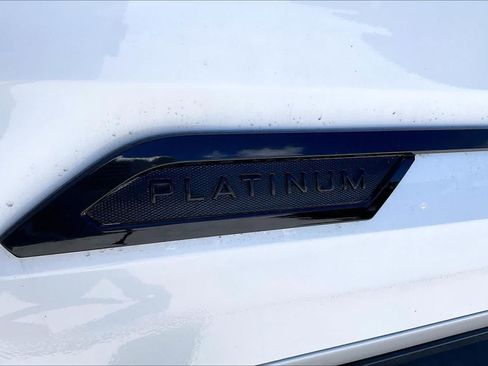 Used 2022 Toyota Tundra Platinum RWD image 7
