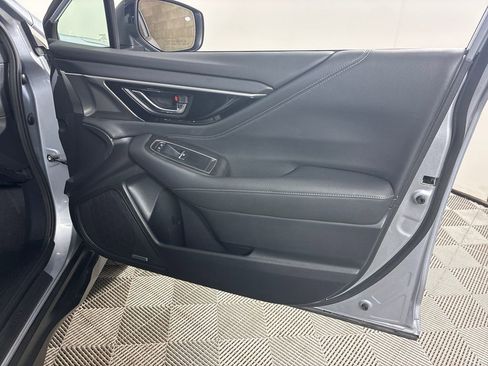 Used 2022 Subaru Outback Limited XT image 33