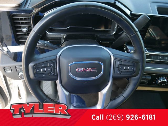 Used 2025 GMC Sierra 1500 SLT AWD/4WD image 30