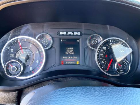 Used 2024 RAM 2500 Big Horn AWD/4WD image 24