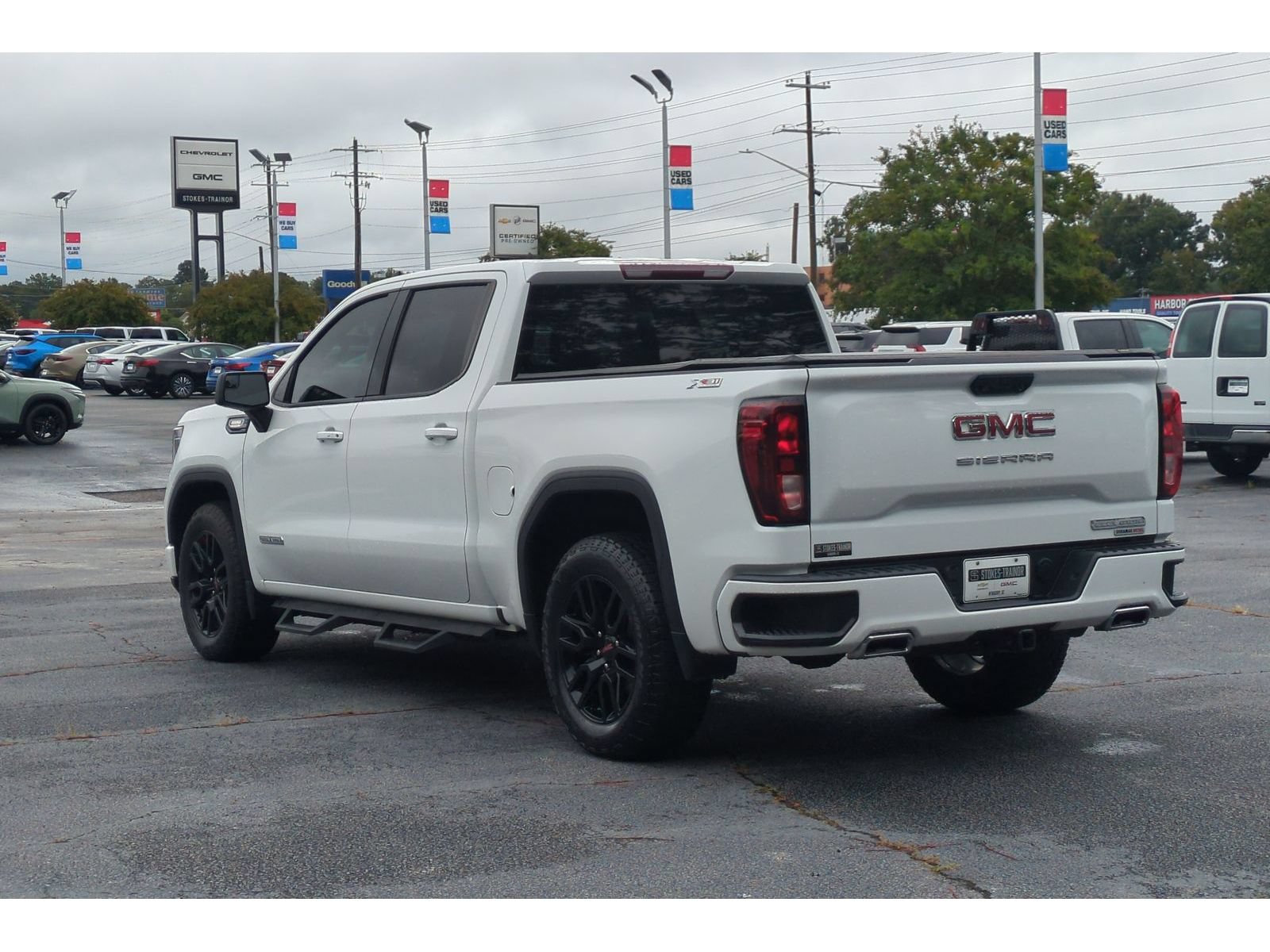 Used 2024 GMC Sierra 1500 Elevation AWD/4WD image 7