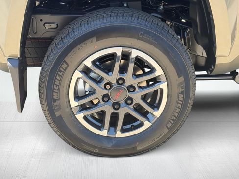 Certified 2026 Toyota Tacoma TRD Sport AWD/4WD image 15