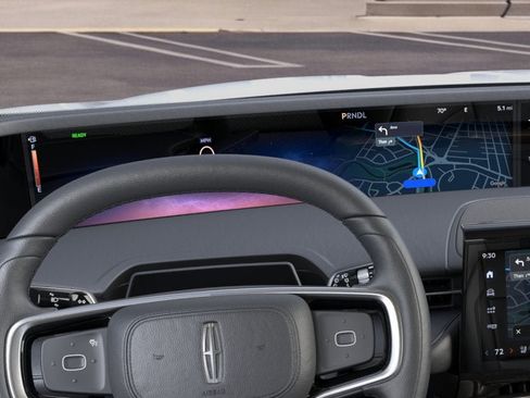 New 2026 Lincoln Nautilus Premier AWD/4WD image 13