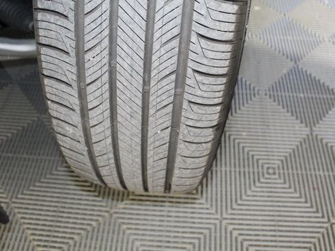 Certified 2025 Ford Explorer Active image 24