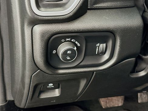 Used 2023 RAM 1500 Big Horn image 17