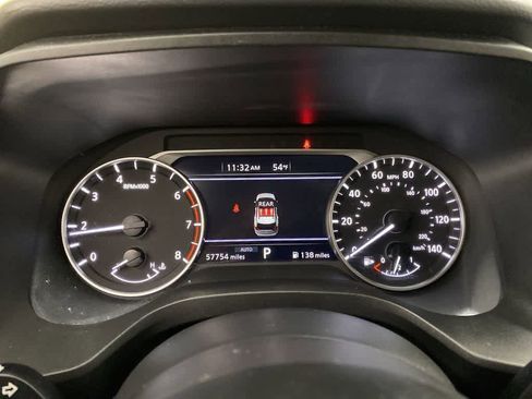 Used 2024 Nissan Rogue SV image 27