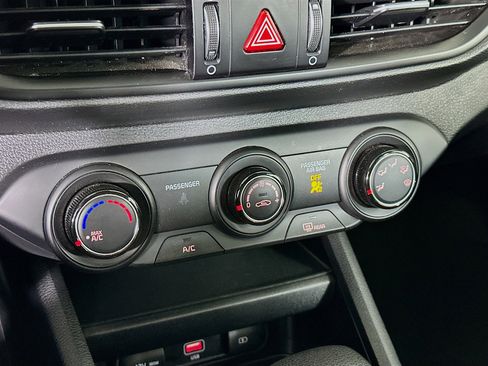 Used 2024 Kia Forte LXS image 22