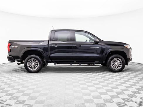 Used 2023 Chevrolet Colorado LT w/ LT Convenience Package II image 10