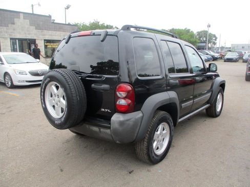 Used 2007 Jeep Liberty Sport image 5