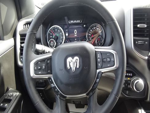 Certified 2025 RAM 1500 Big Horn AWD/4WD image 24