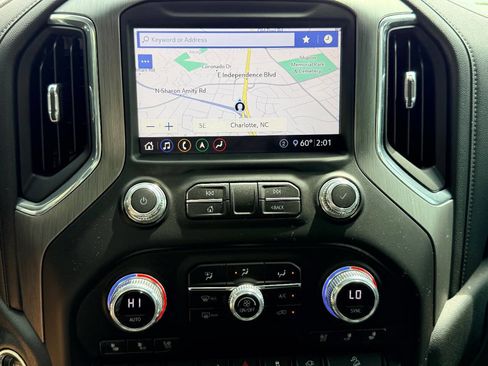 Used 2020 GMC Sierra 2500 Denali w/ Denali Ultimate Package image 32