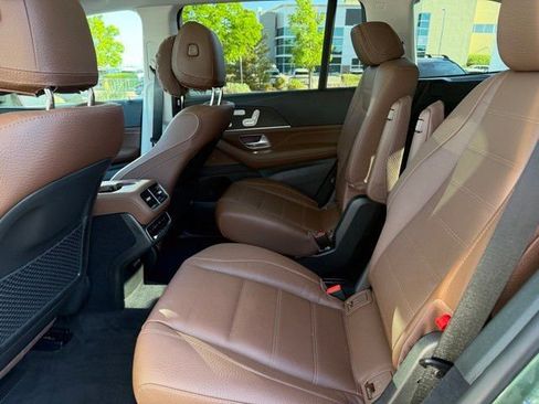 New 2026 Mercedes-Benz GLS 450 4MATIC image 23