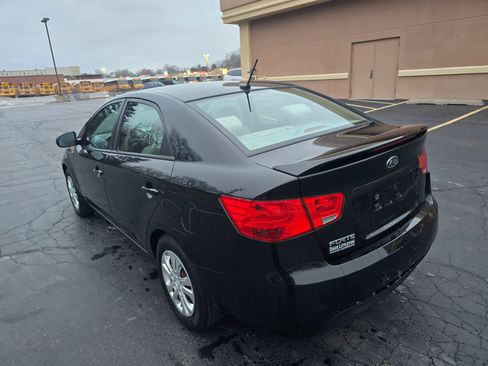 Used 2013 Kia Forte LX image 11