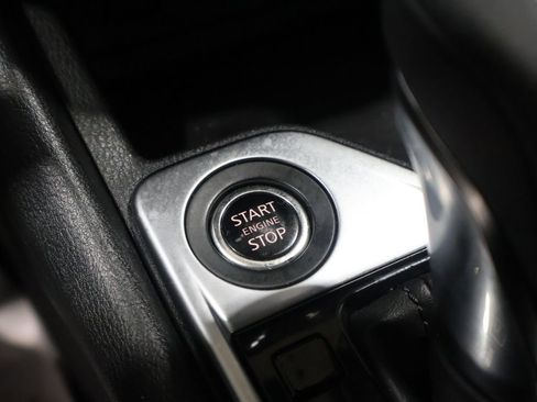 Used 2024 Nissan Sentra SV image 25